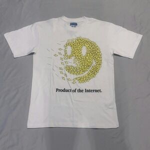 Chinatown‎ Market Smiley Product of the Internet T-Shirt Medium